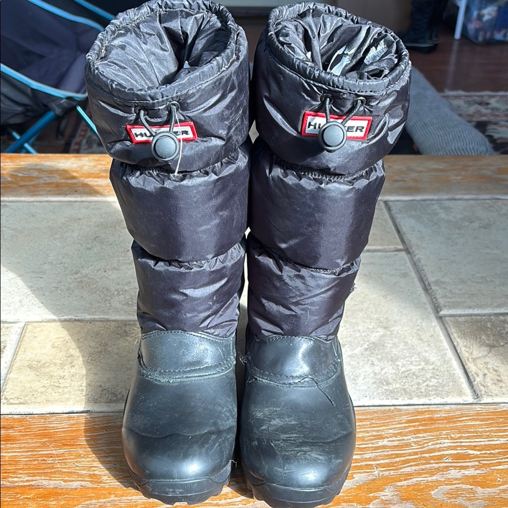Hunter Black Insulated Snow Boots